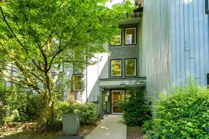 301 204 Westhill Place, Port Moody, BC, Port Moody — Apartment/Condo for sale