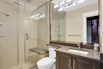 Laundry Room Photo of 7677 117 Street, Delta, BC