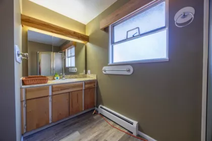 Office / Den Photo of 7540 No. 2 Road, Richmond, BC