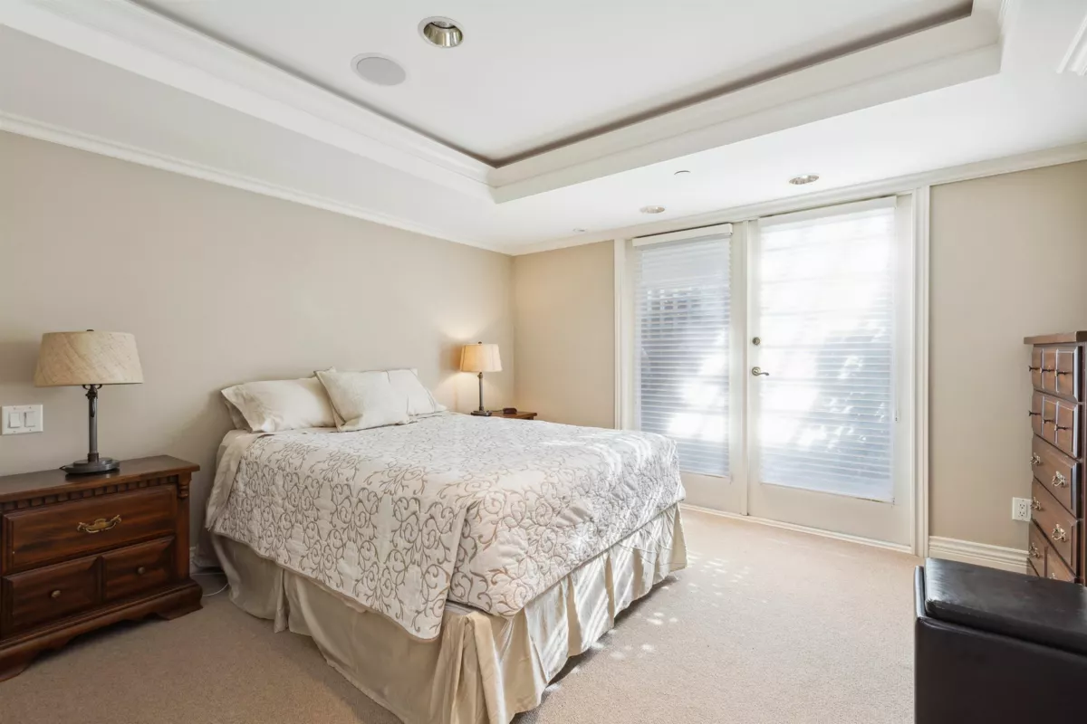 Outdoor Deck Photo of 2406 Bellevue Avenue, West Vancouver, BC