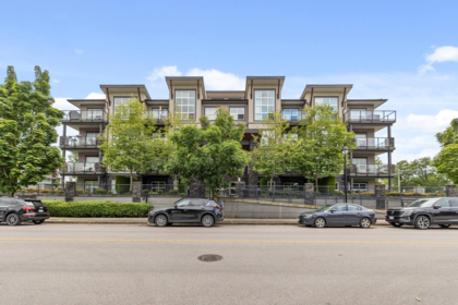 204 20630 Douglas Crescent, Langley, BC, Langley — Apartment/Condo for sale