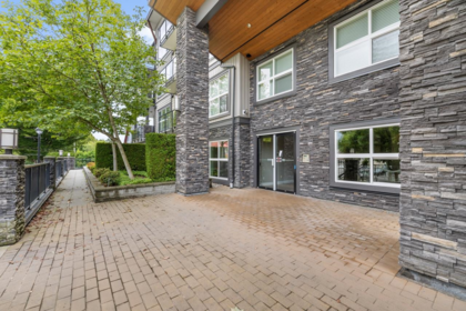 204 20630 Douglas Crescent, Langley, BC, Langley — Apartment/Condo for sale