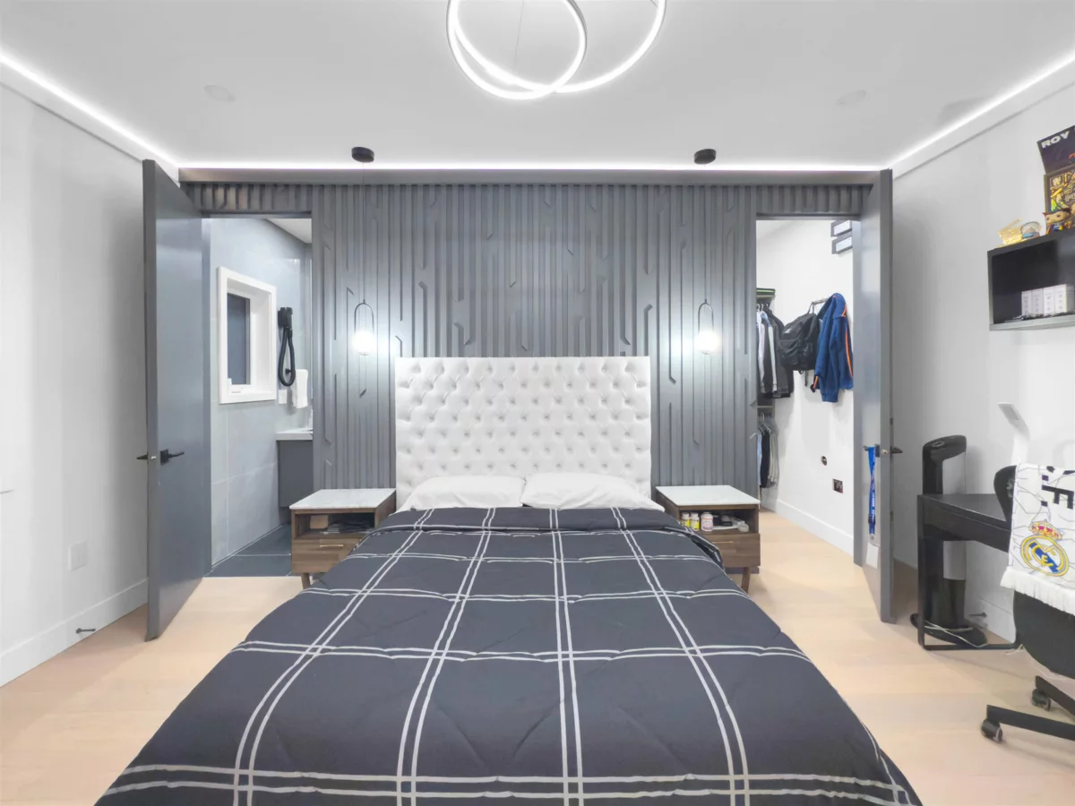 Backyard Photo of 14124 71 Avenue, Surrey, BC