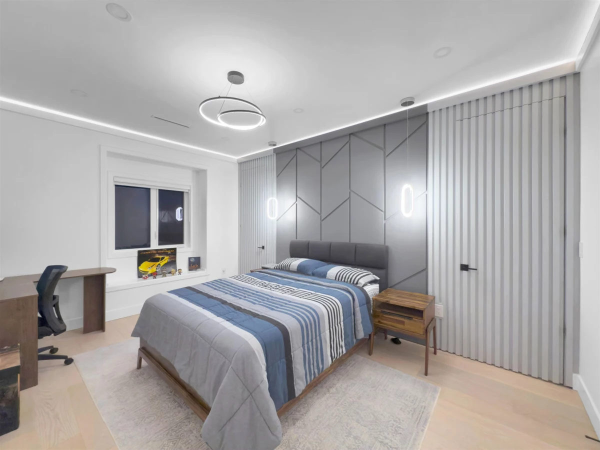 Garden / Landscaping Photo of 14124 71 Avenue, Surrey, BC