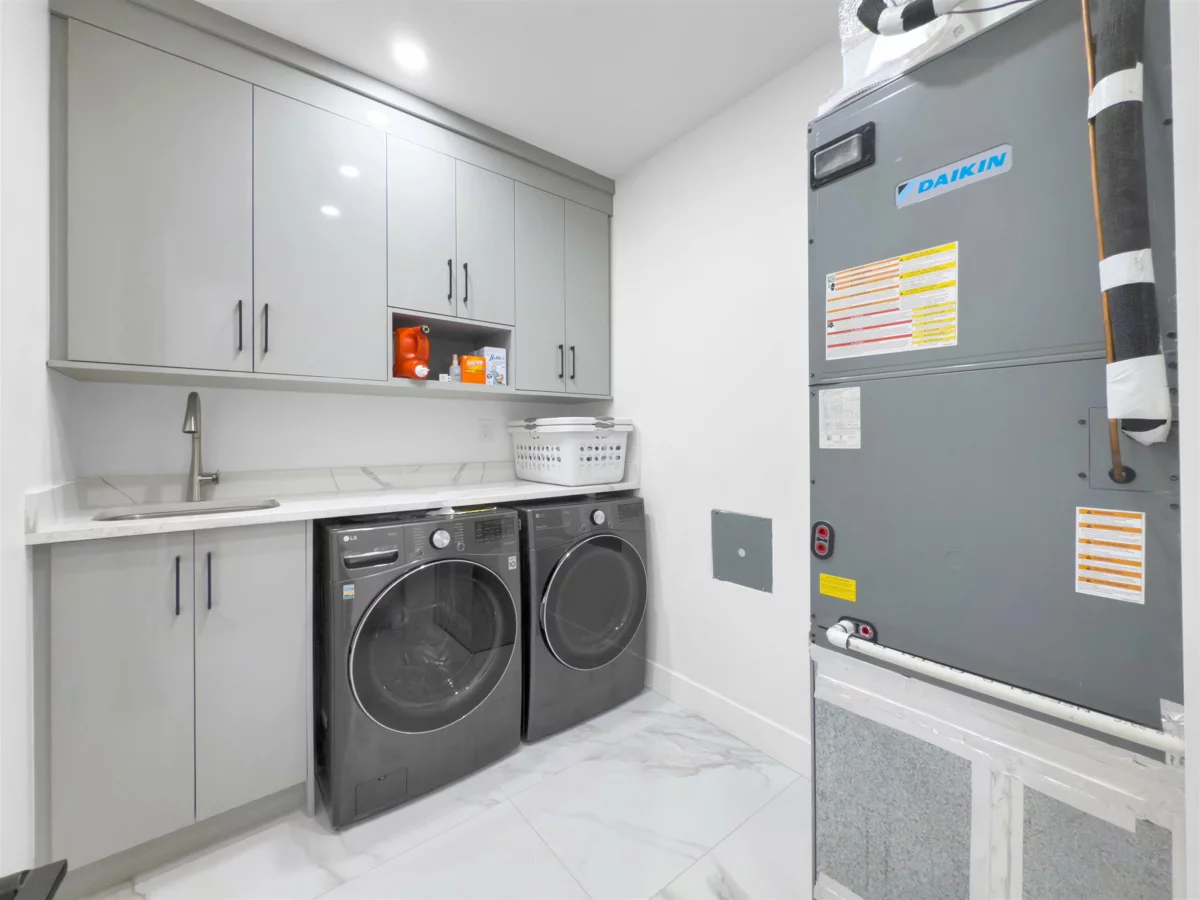 Outdoor Kitchen Photo of 14124 71 Avenue, Surrey, BC