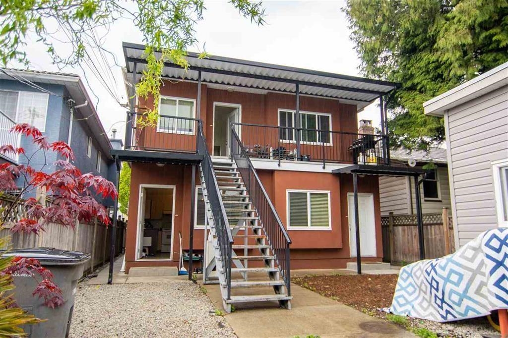 Exterior Rear Photo of 728 E 49th Avenue, Vancouver, BC
