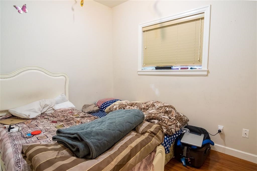 Kitchen Photo of 728 E 49th Avenue, Vancouver, BC