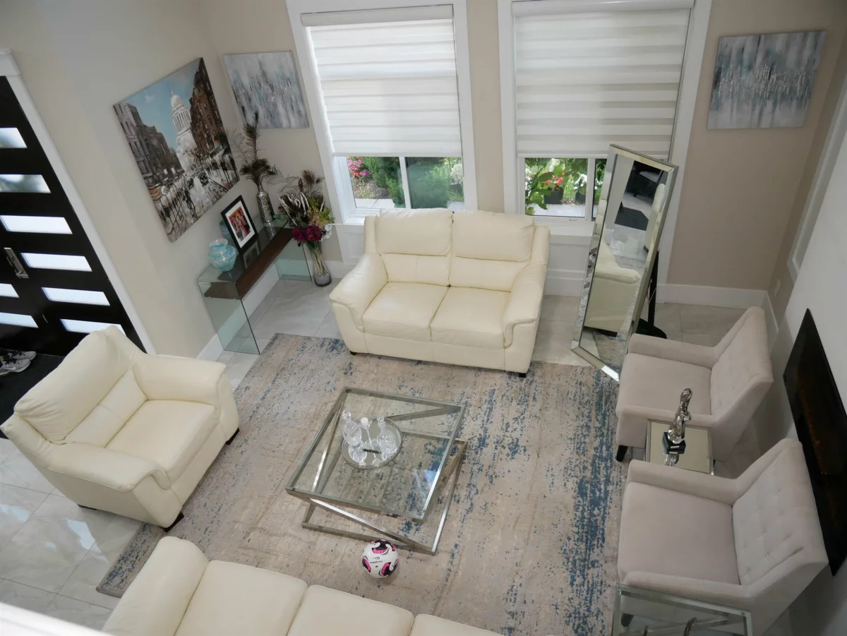 Hallway Photo of 3171 Engineer Crescent, Abbotsford, BC