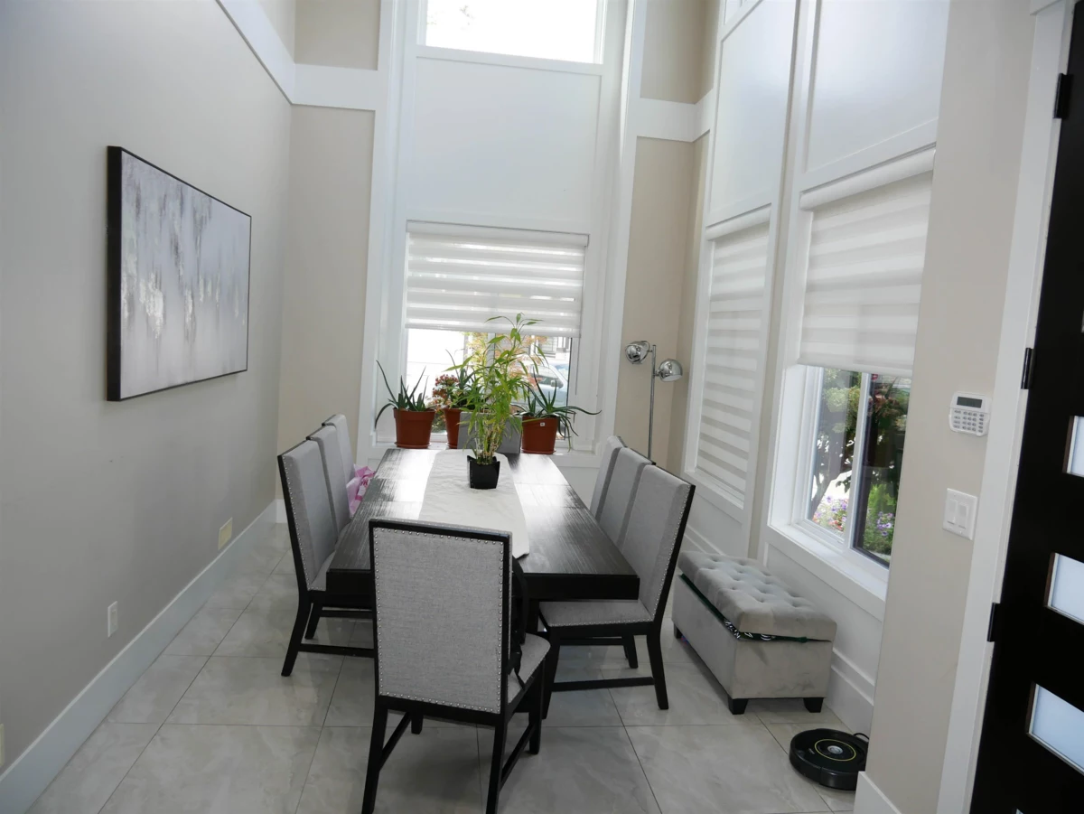 Kitchen Island Photo of 3171 Engineer Crescent, Abbotsford, BC
