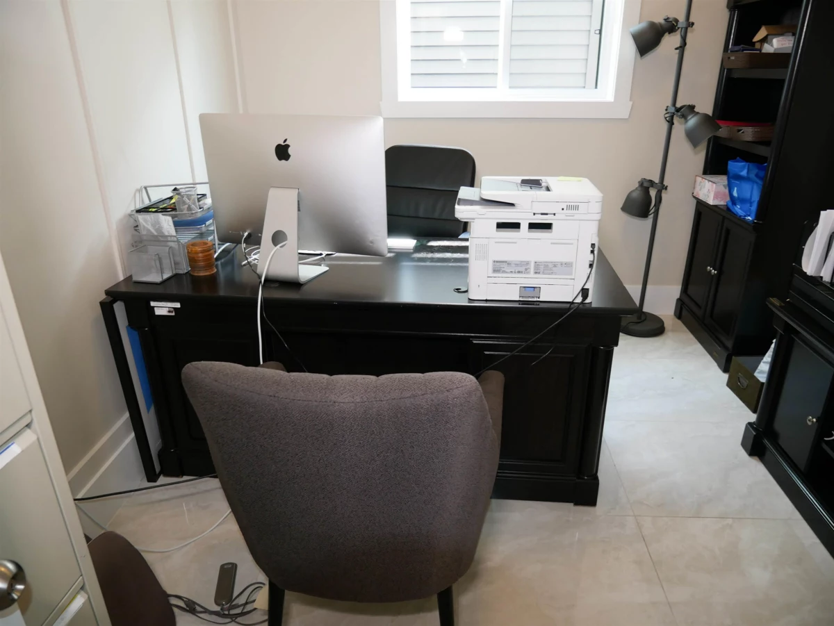 Powder Room Photo of 3171 Engineer Crescent, Abbotsford, BC