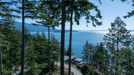 Breakfast Nook Photo of 747 Seymour Bay, Bowen Island, BC