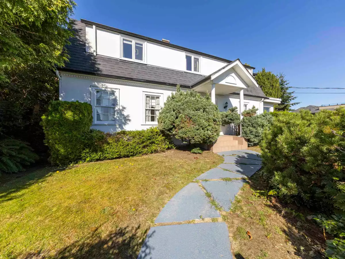 Dining Area Photo of 1937 Tolmie Street, Vancouver, BC