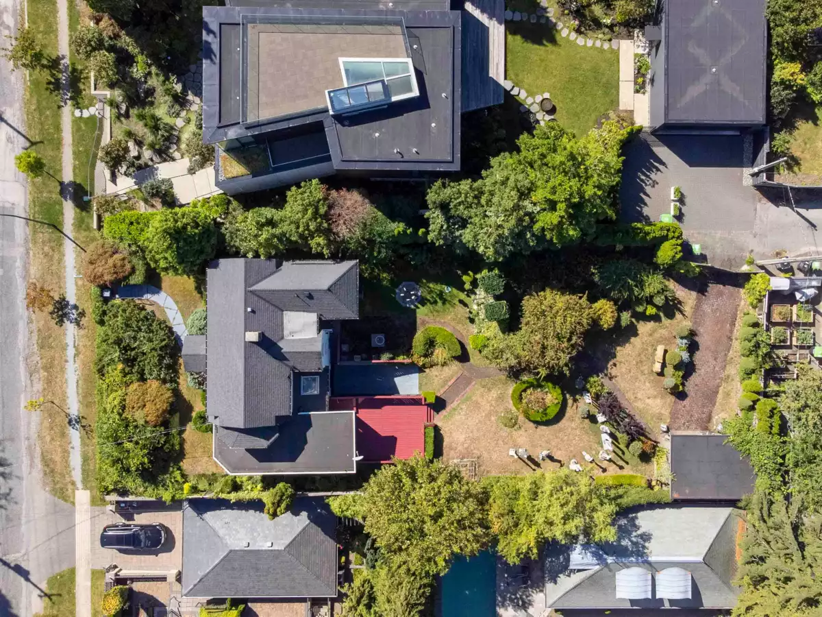 Outdoor Deck Photo of 1937 Tolmie Street, Vancouver, BC
