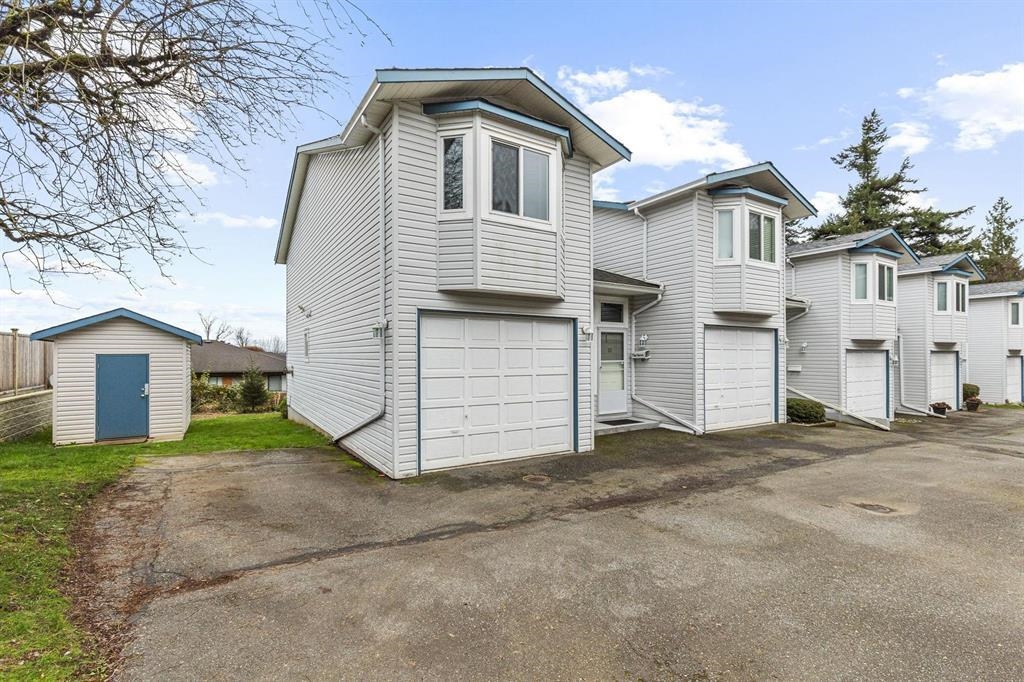 Exterior Front Photo of 13 32752 4 Avenue, Mission, BC