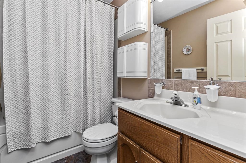 Laundry Room Photo of 13 32752 4 Avenue, Mission, BC