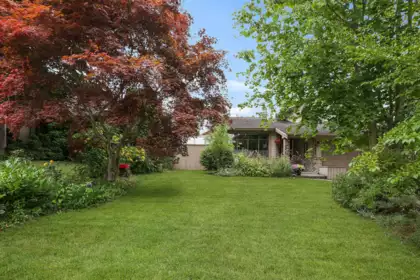 16095 13 Avenue, Surrey, BC, Surrey — Single Family Residence for sale
