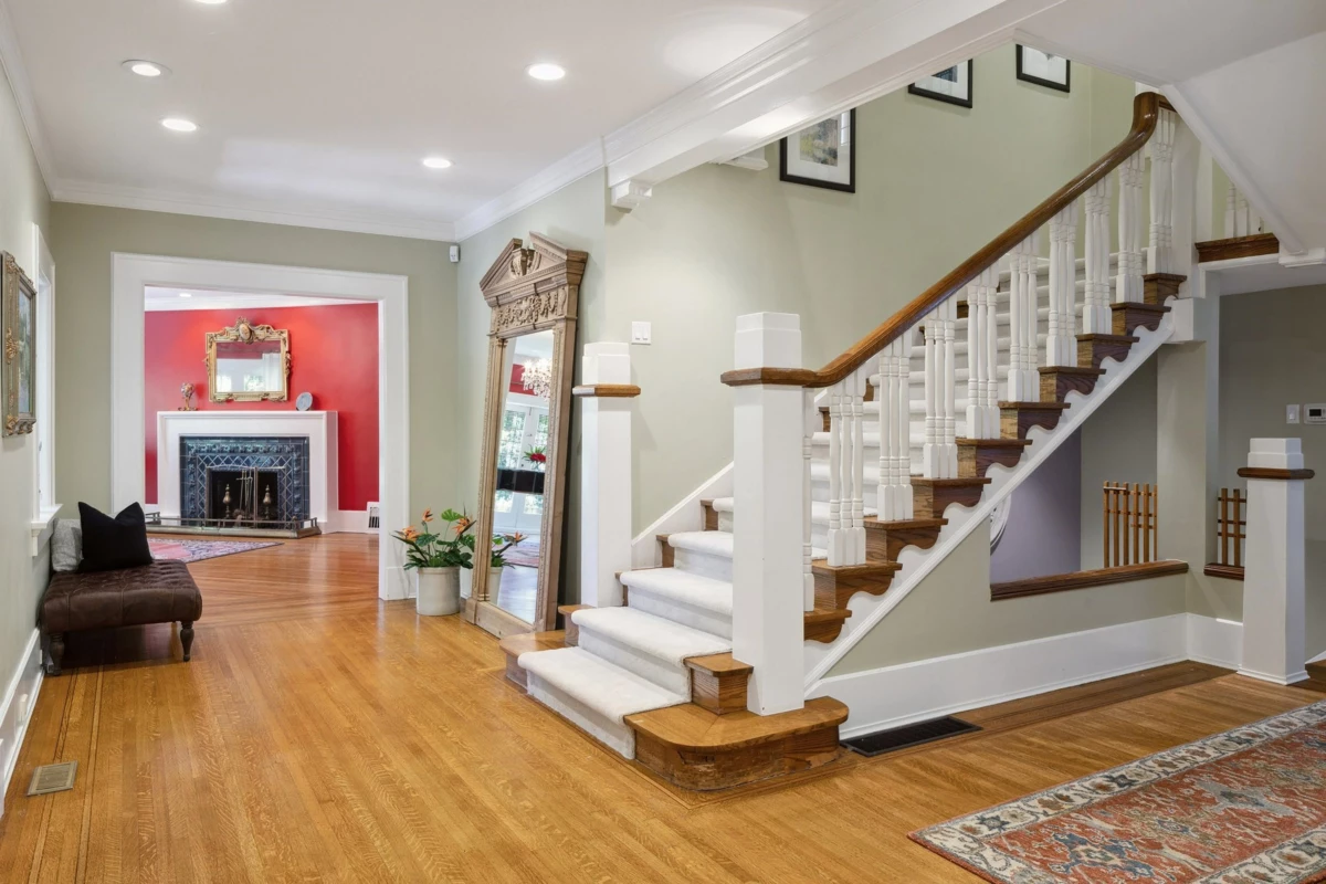 Kitchen Island Photo of 4051 Marguerite Street, Vancouver, BC
