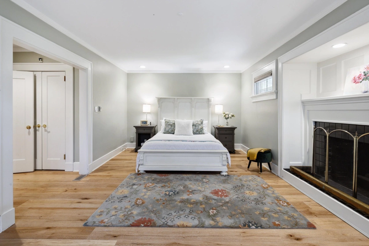 Staircase Photo of 4051 Marguerite Street, Vancouver, BC