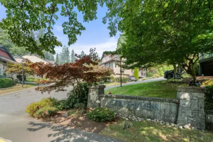 103 1144 Strathaven Drive, North Vancouver, BC, North Vancouver — Apartment/Condo for sale