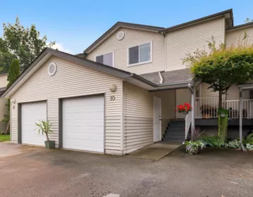 10 39920 Government Road, Squamish, BC, Squamish — Townhouse for sale