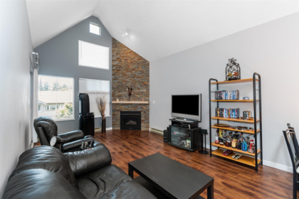 307 7465 Sandborne Avenue, Burnaby, BC, Burnaby — Apartment/Condo for sale