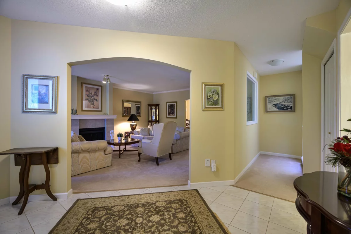 Family Room Photo of 4814 Glendale Avenue, Ladner, BC