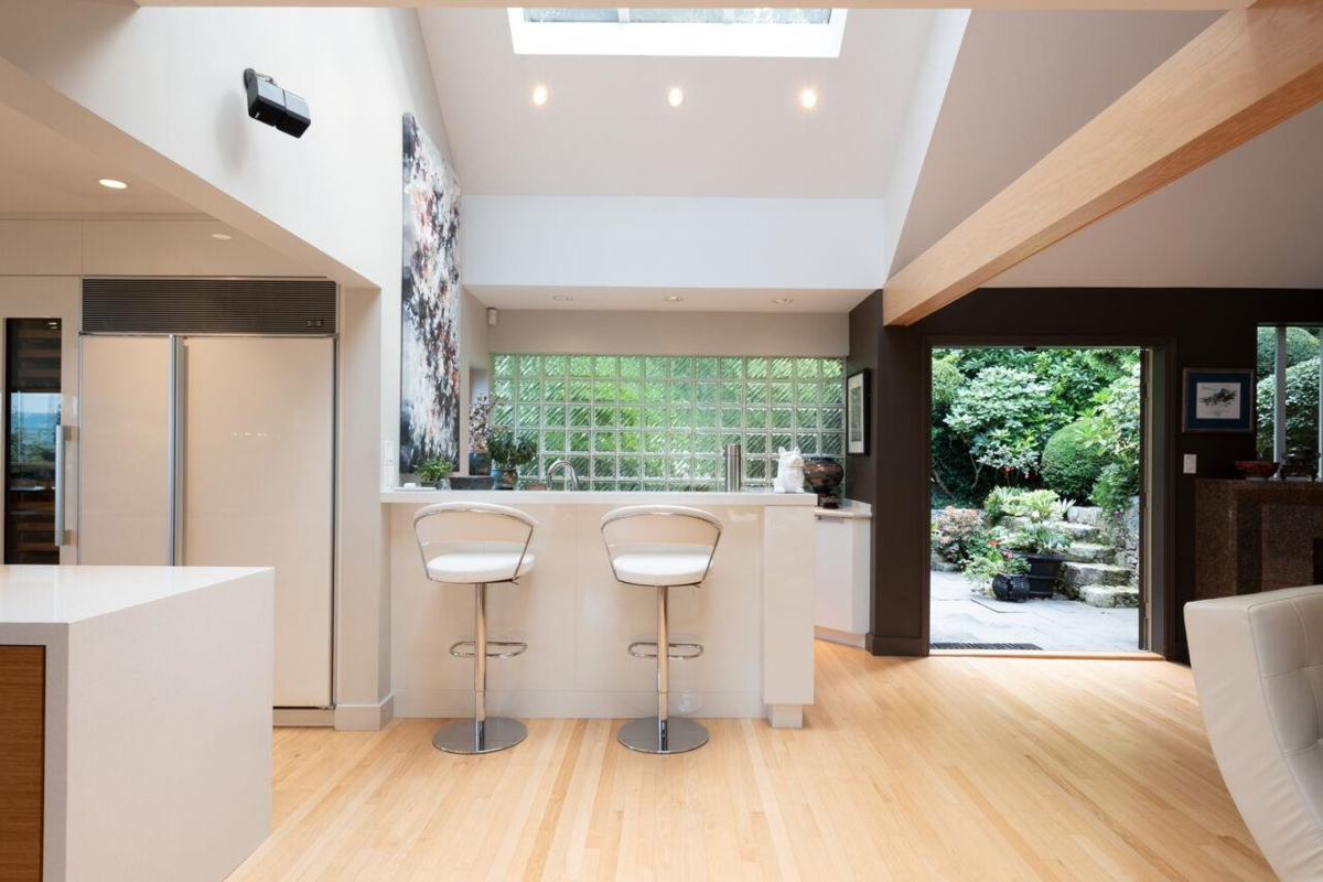 Laundry Room Photo of 5480 Keith Road, West Vancouver, BC