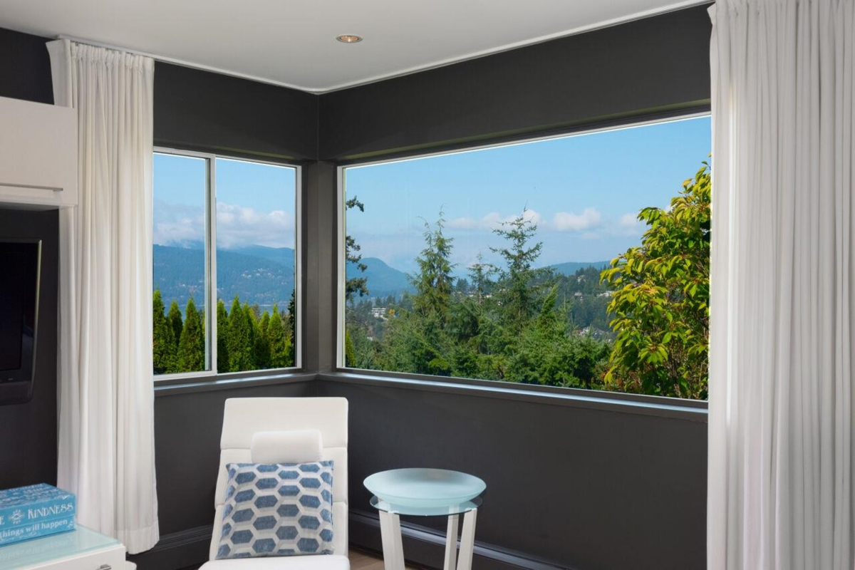 Outdoor Deck Photo of 5480 Keith Road, West Vancouver, BC