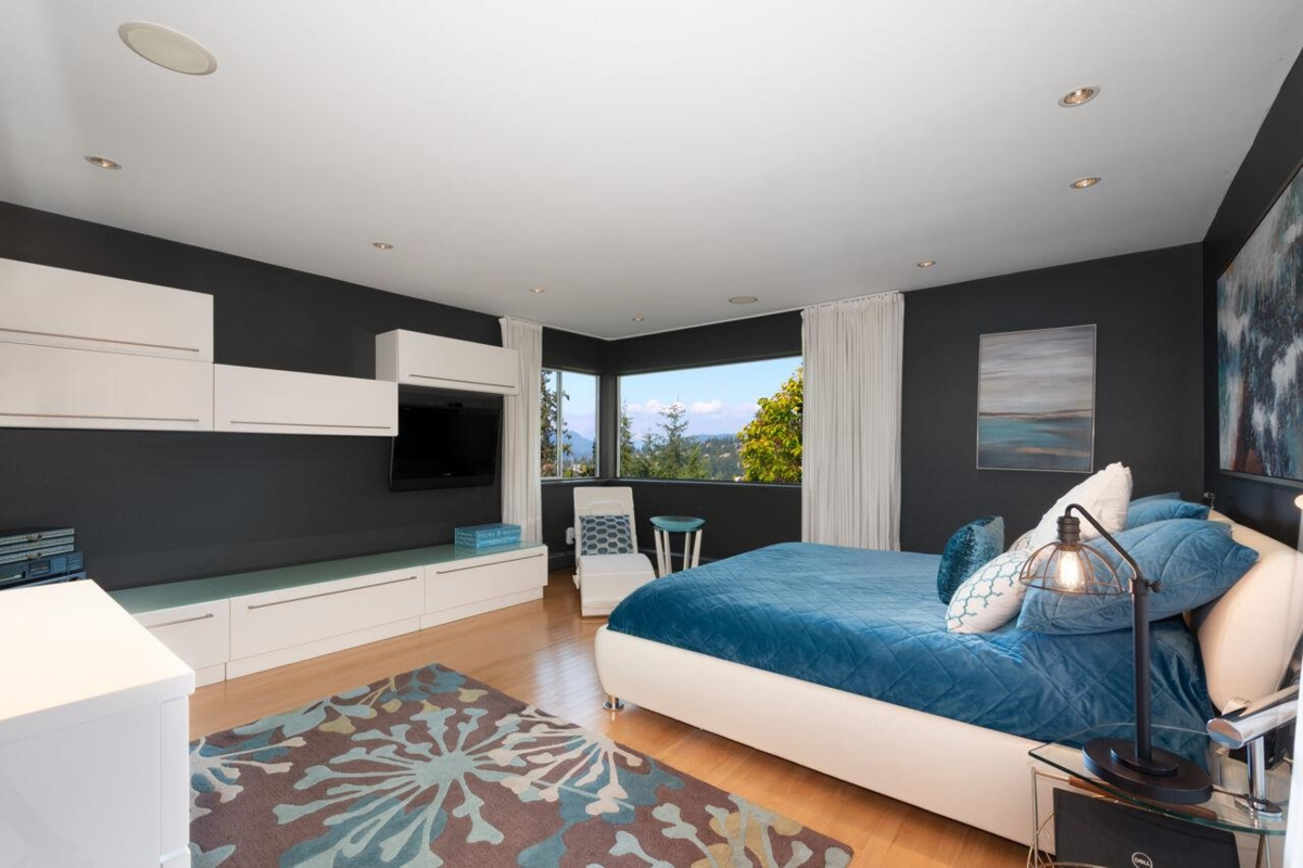 Outdoor Patio Photo of 5480 Keith Road, West Vancouver, BC