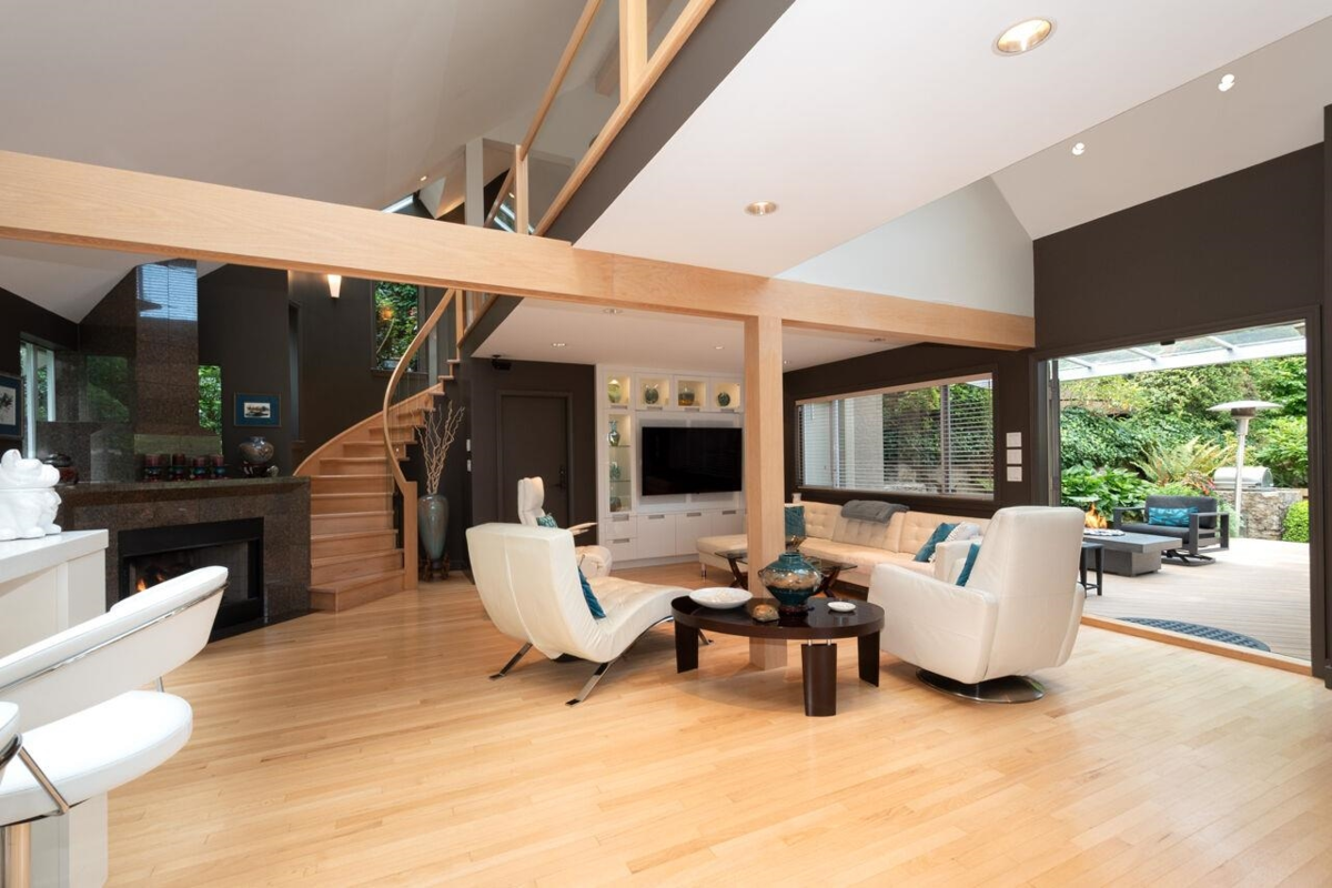 Powder Room Photo of 5480 Keith Road, West Vancouver, BC