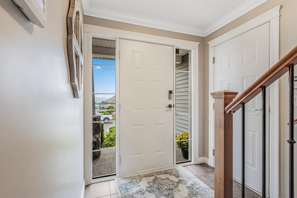 Family Room Photo of 33591 12th Avenue, Mission, BC