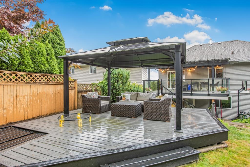 Garden / Landscaping Photo of 33591 12th Avenue, Mission, BC