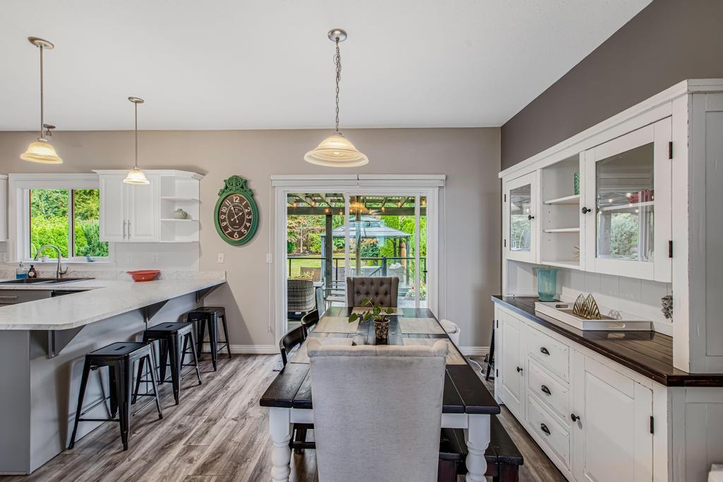 Primary Bathroom Photo of 33591 12th Avenue, Mission, BC