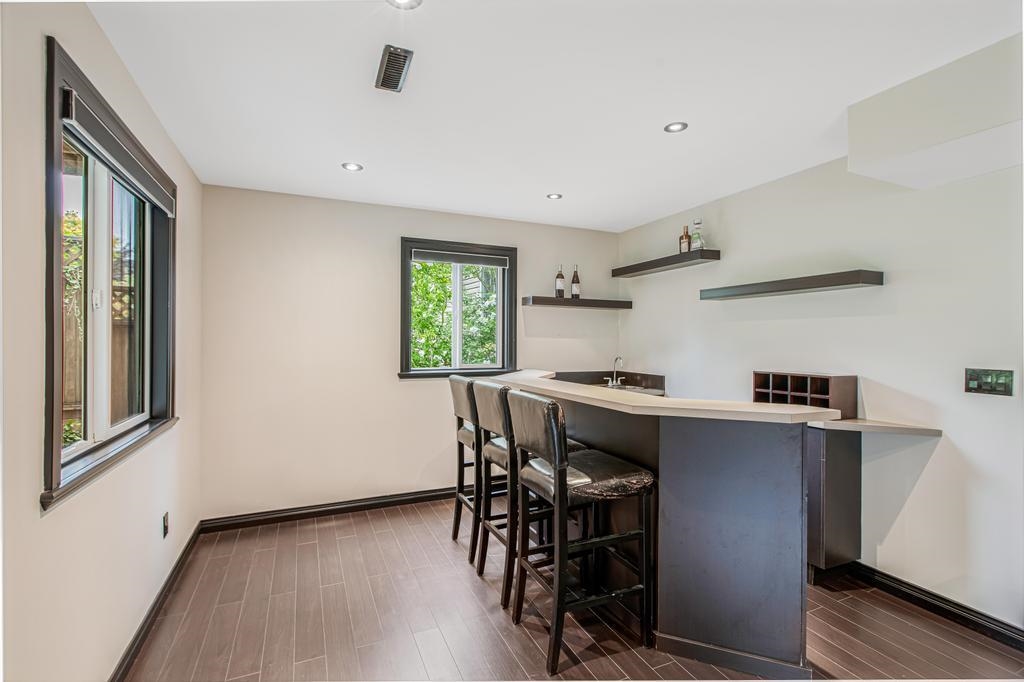 Staircase Photo of 33591 12th Avenue, Mission, BC