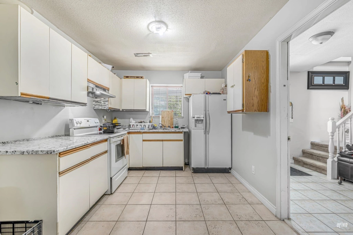 Office / Den Photo of 14373 66 Avenue, Surrey, BC