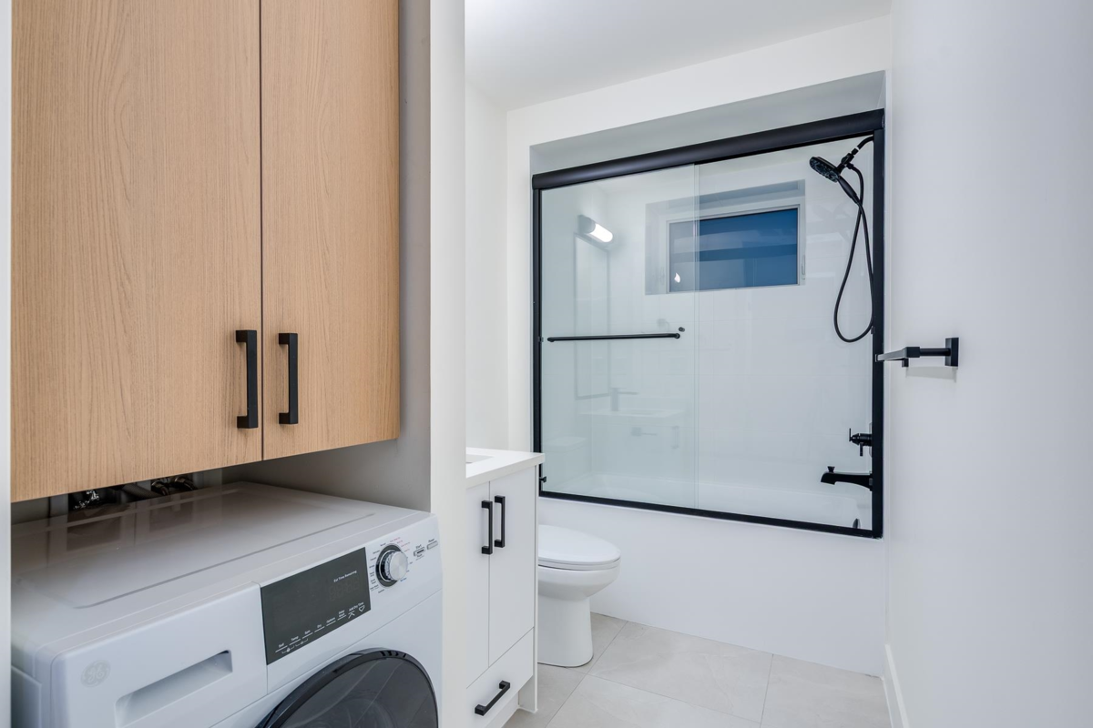 Garage Interior Photo of 1 2263 E 35th Avenue, Vancouver, BC