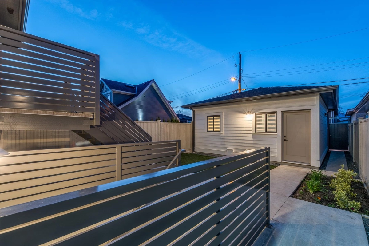 Outdoor Deck Photo of 1 2263 E 35th Avenue, Vancouver, BC