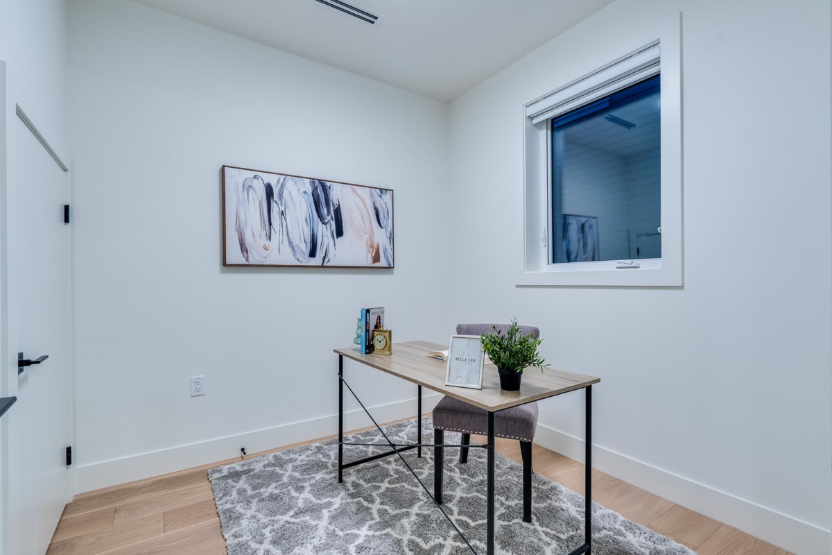 Primary Bedroom Photo of 1 2263 E 35th Avenue, Vancouver, BC