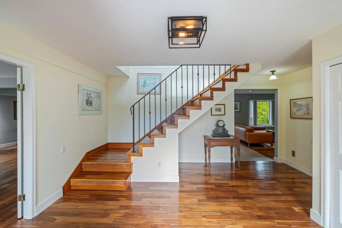 Family Room Photo of 643 Goldenrod Boulevard, Delta, BC