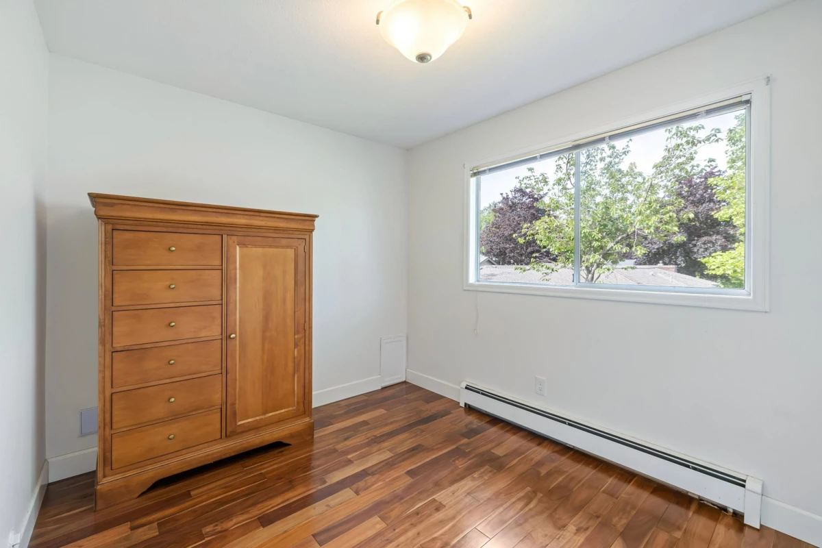 Outdoor Deck Photo of 643 Goldenrod Boulevard, Delta, BC