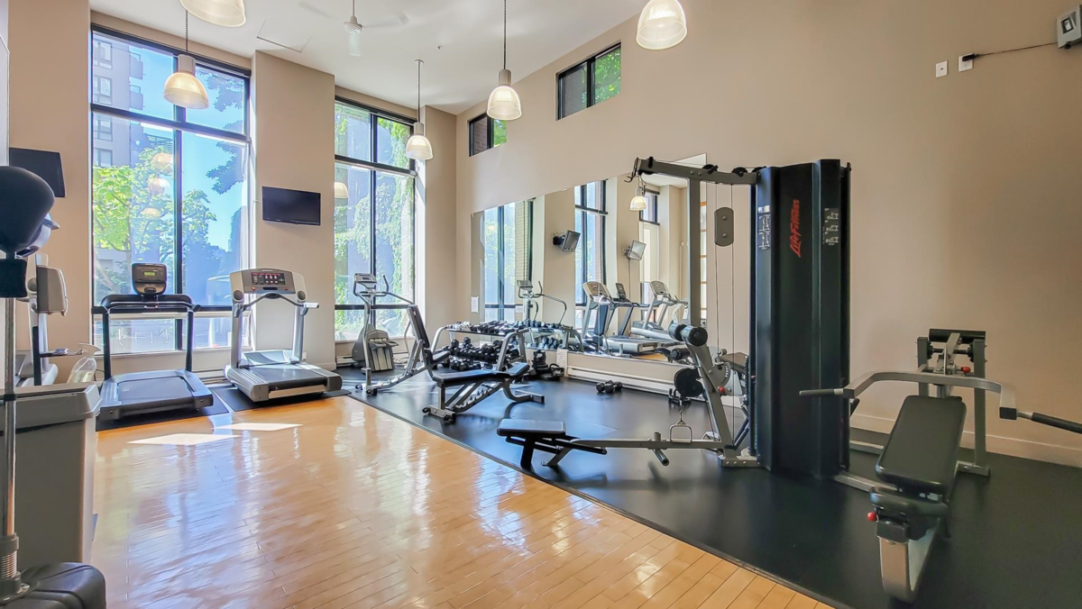 Basement Recreation Room Photo of 802 909 Mainland Street, Vancouver, BC
