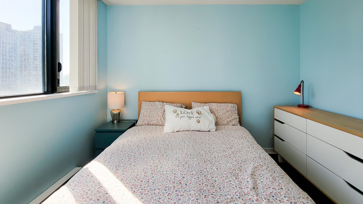 Bedroom 4 Photo of 802 909 Mainland Street, Vancouver, BC