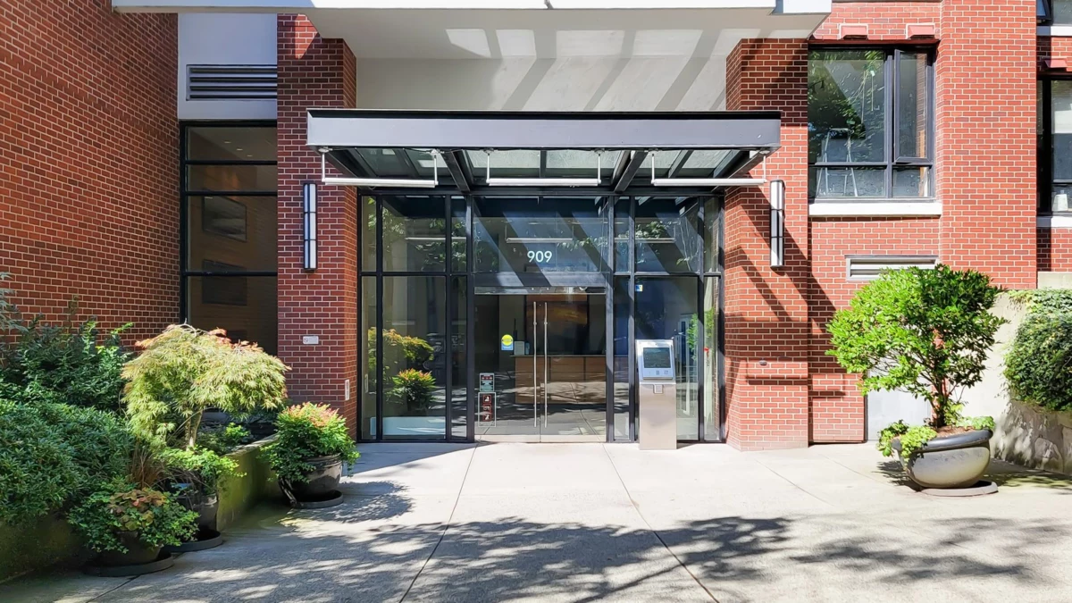 Exterior Rear Photo of 802 909 Mainland Street, Vancouver, BC