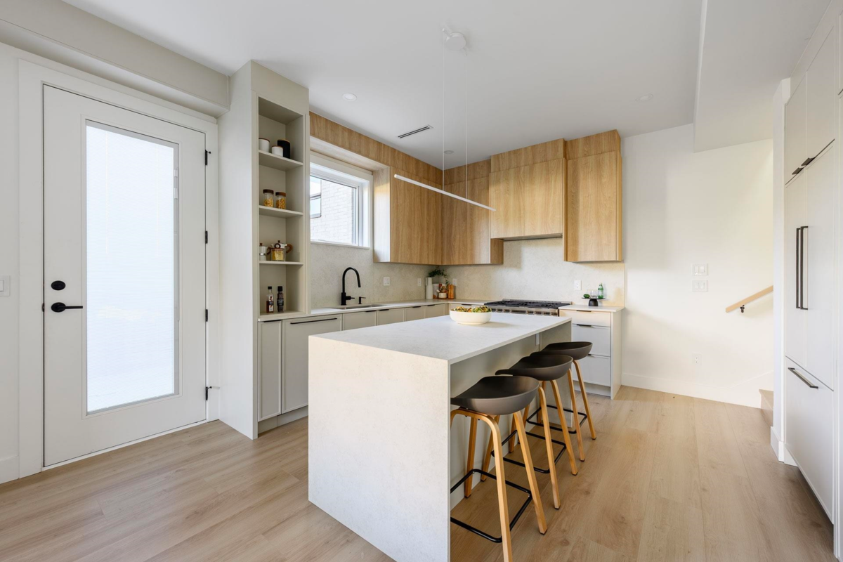 Breakfast Nook Photo of 102 1132 Madore Avenue, Coquitlam, BC