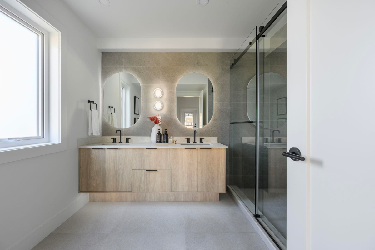 Loft / Bonus Room Photo of 102 1132 Madore Avenue, Coquitlam, BC