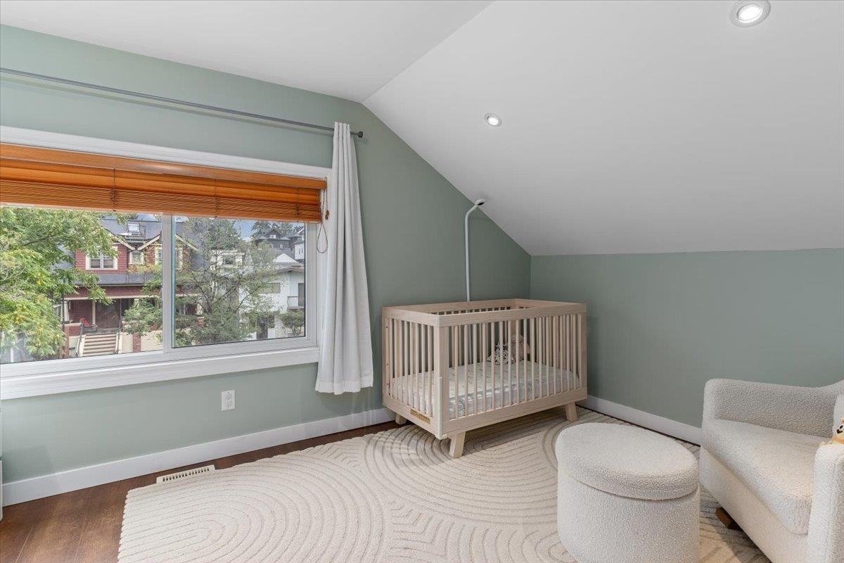 Basement Recreation Room Photo of 4833 Lanark Street, Vancouver, BC