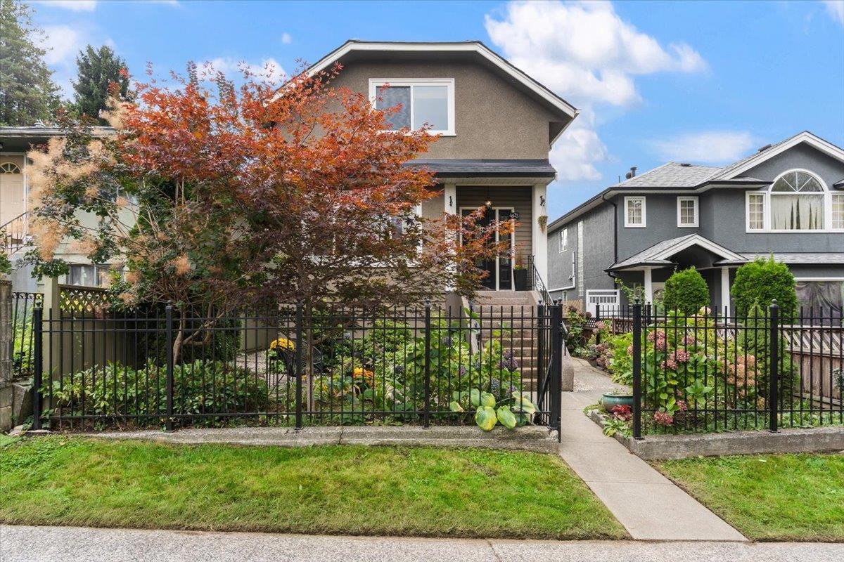 Community Amenities Photo (Clubhouse) of 4833 Lanark Street, Vancouver, BC