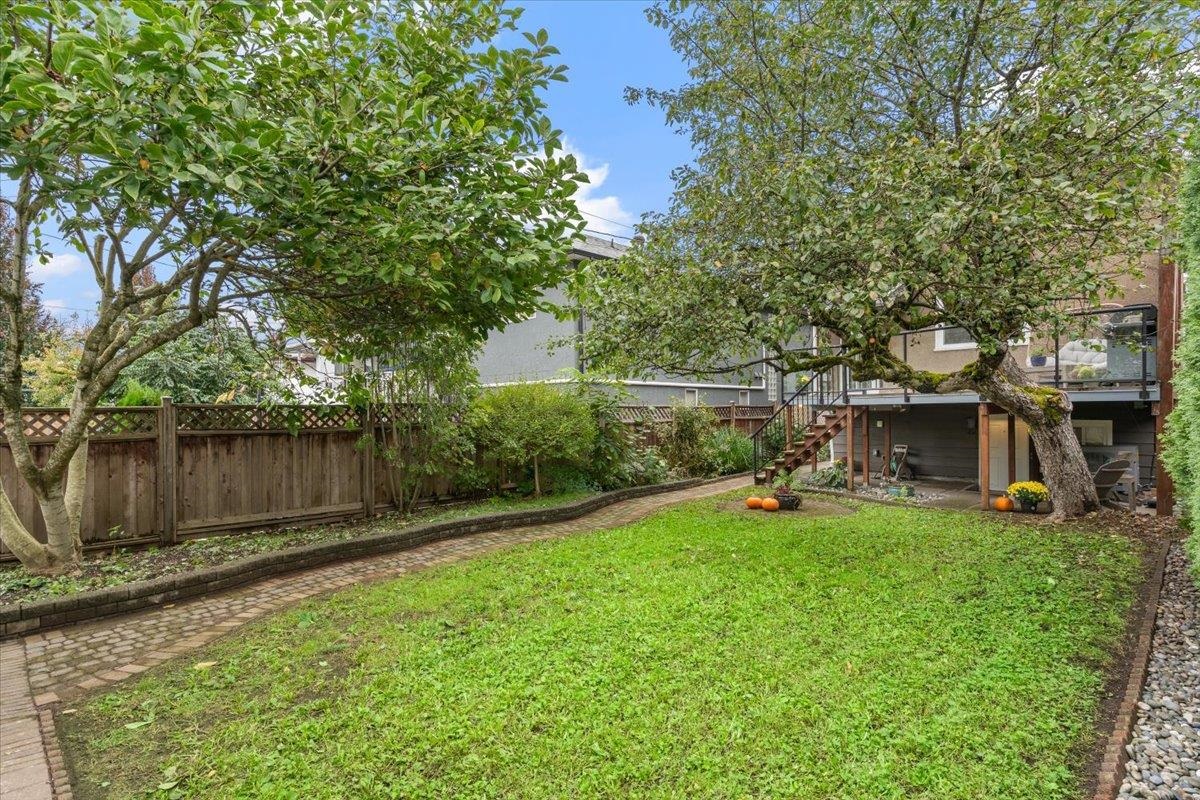 Front Yard Photo of 4833 Lanark Street, Vancouver, BC