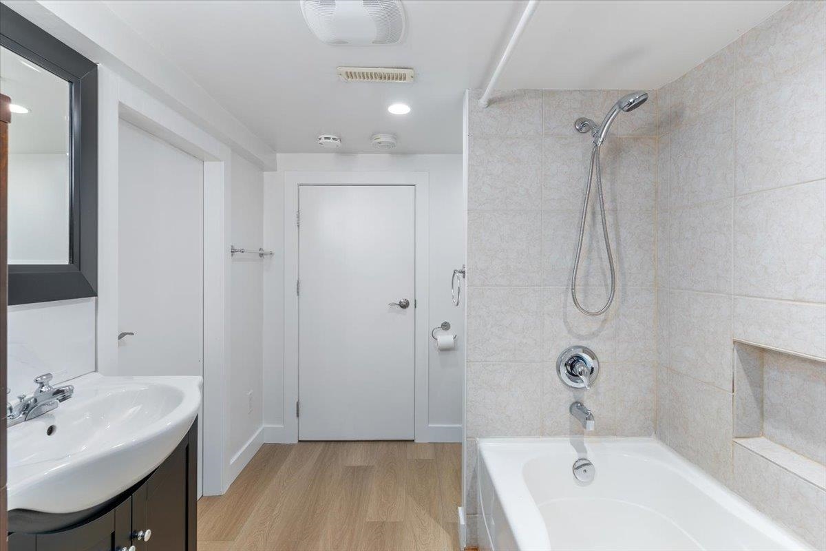 Swimming Pool Photo of 4833 Lanark Street, Vancouver, BC