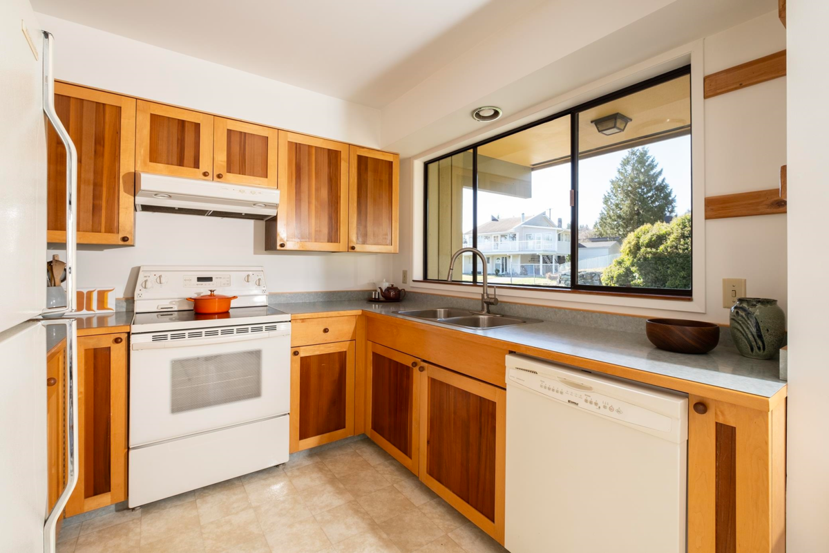 Pantry Photo of 670 Fairmont Road, Gibsons, BC